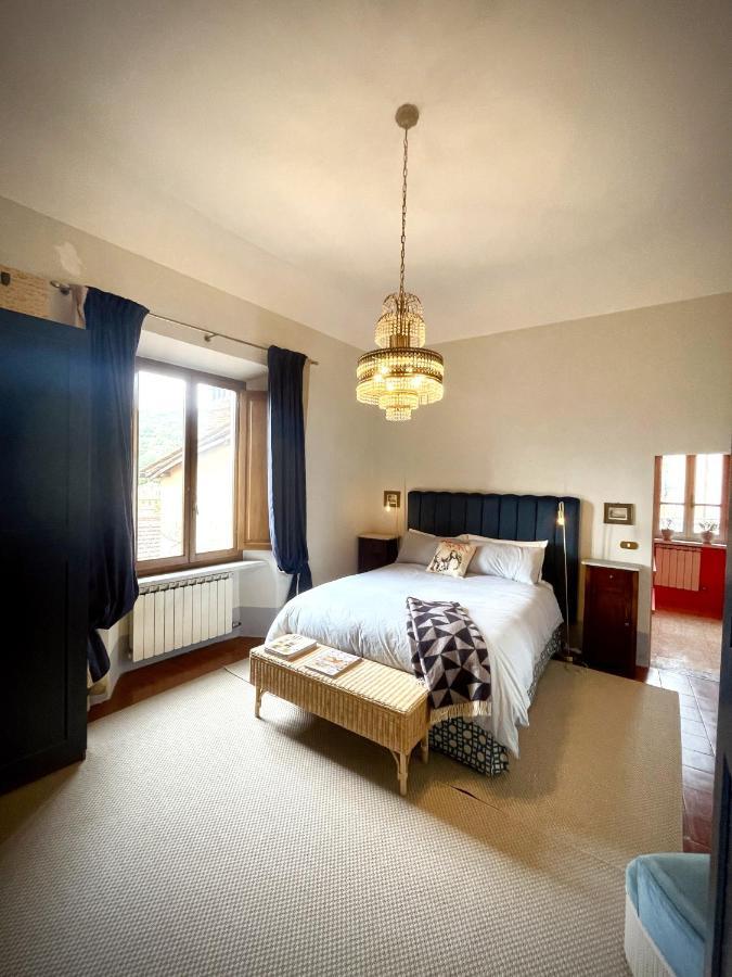 Luxury Apartment Angelio Barga Bagian luar foto
